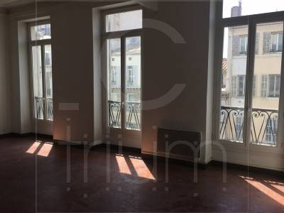 Location Appartement T5 Marseille 6eme Castellane